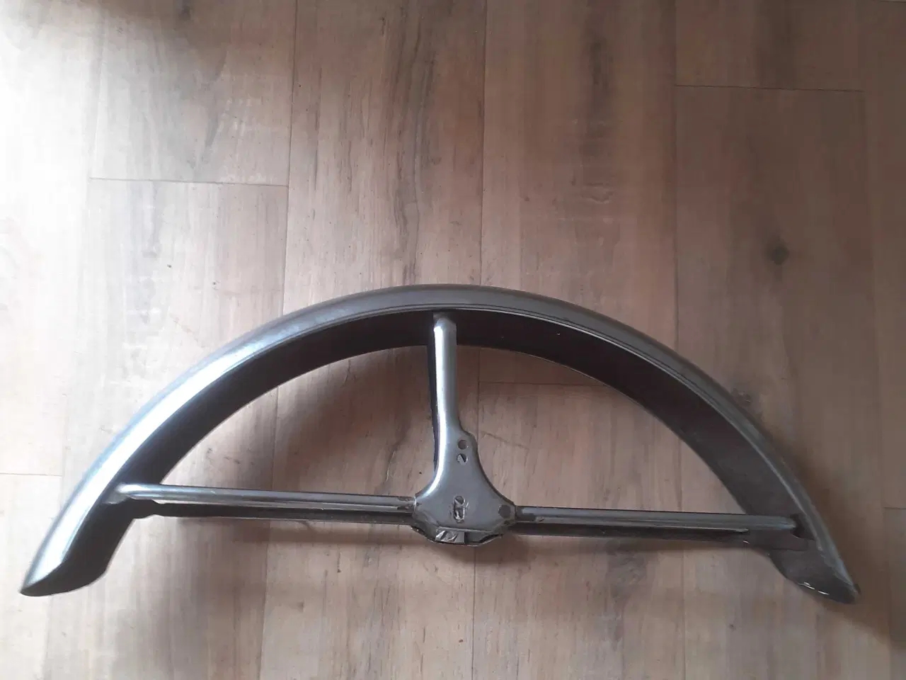 Billede 1 - Knallert forskærm