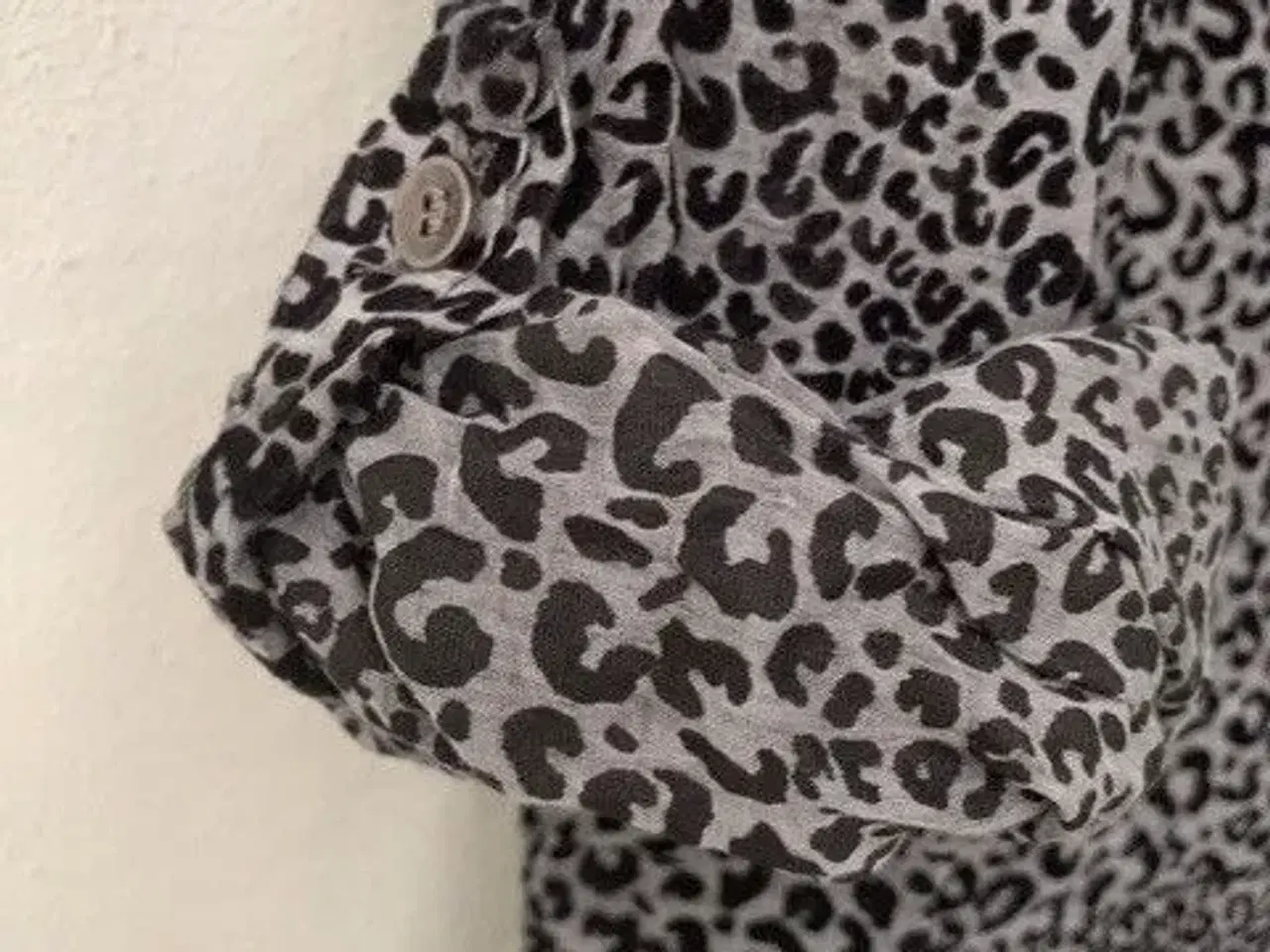 Billede 4 - Leopard bluse med blondetop 