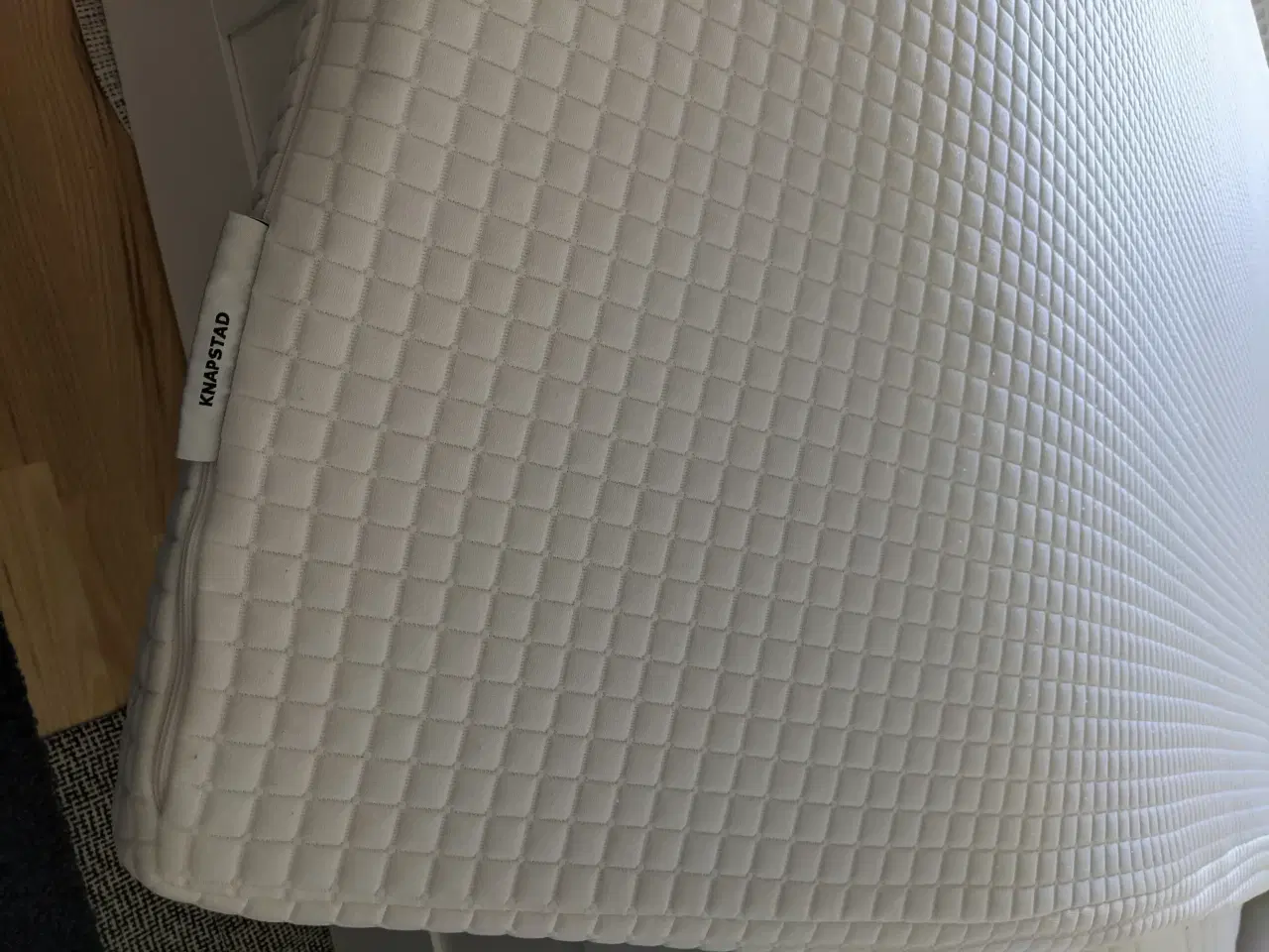 Billede 4 - IKEA BRIMNES BED WHITE 140X200CM  +matress +top