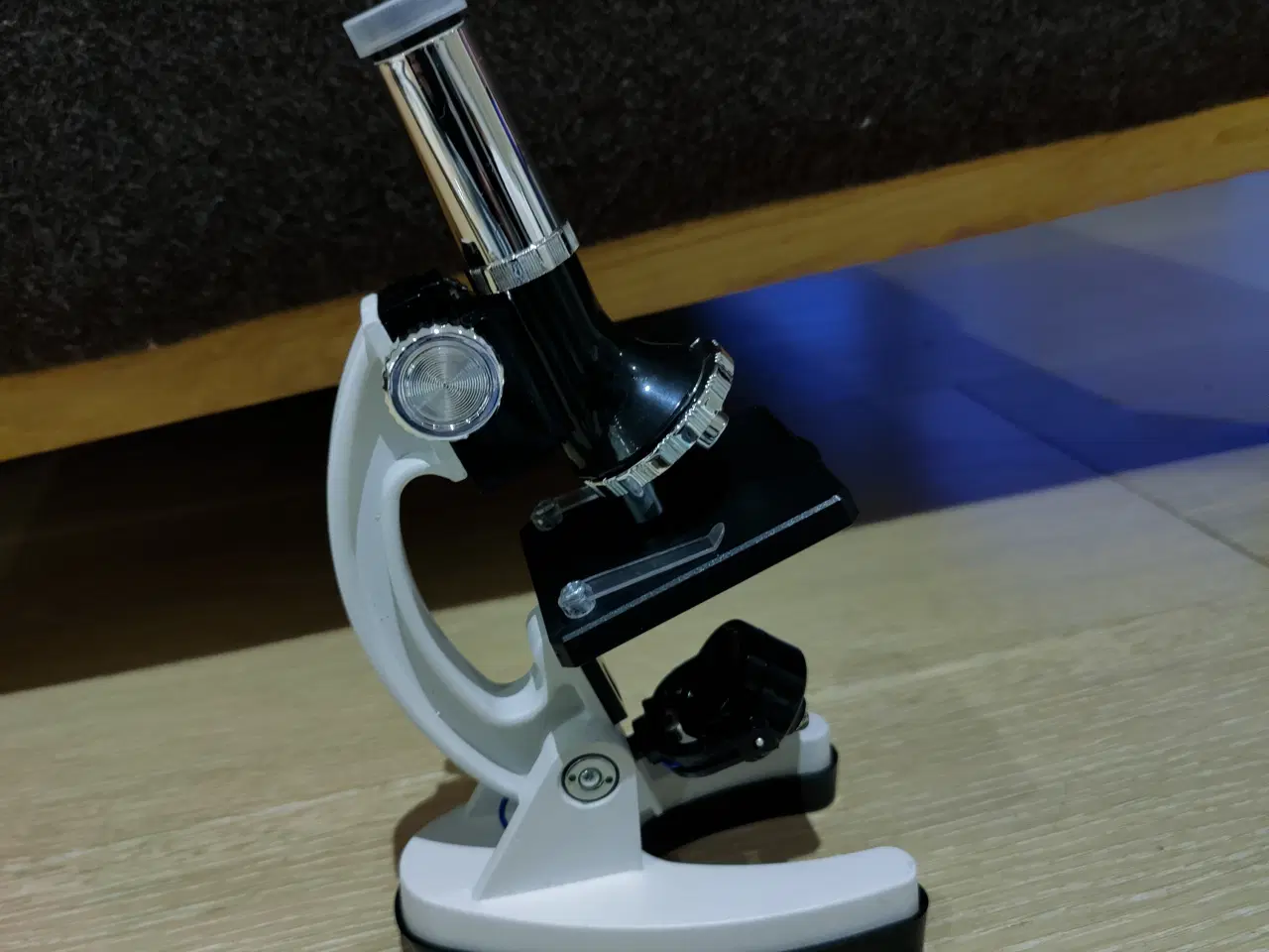 Billede 2 - Flot mikroskop til børn