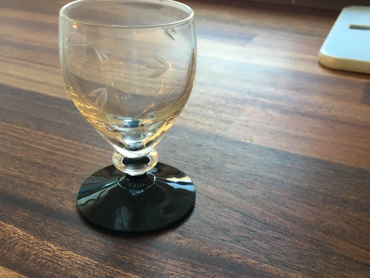 Billede 4 - Holmegaard glas med sort fod
