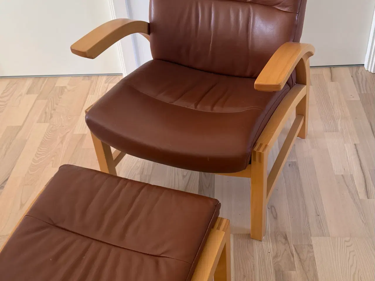 Billede 1 - Farstrup lænestol Cantate 6000