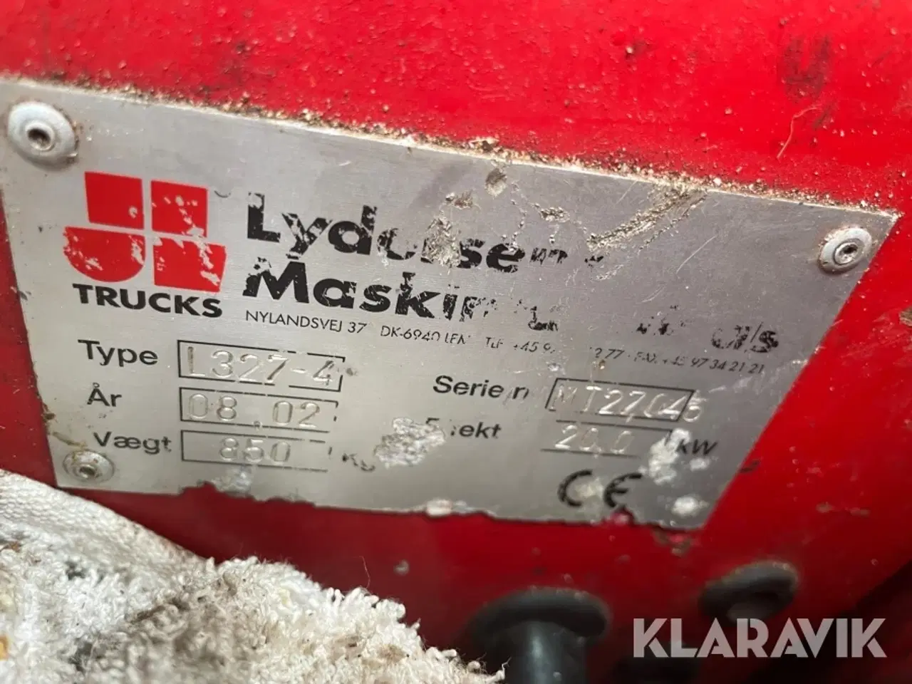 Billede 11 - Redskabsbærer Multi-Trac L327-4