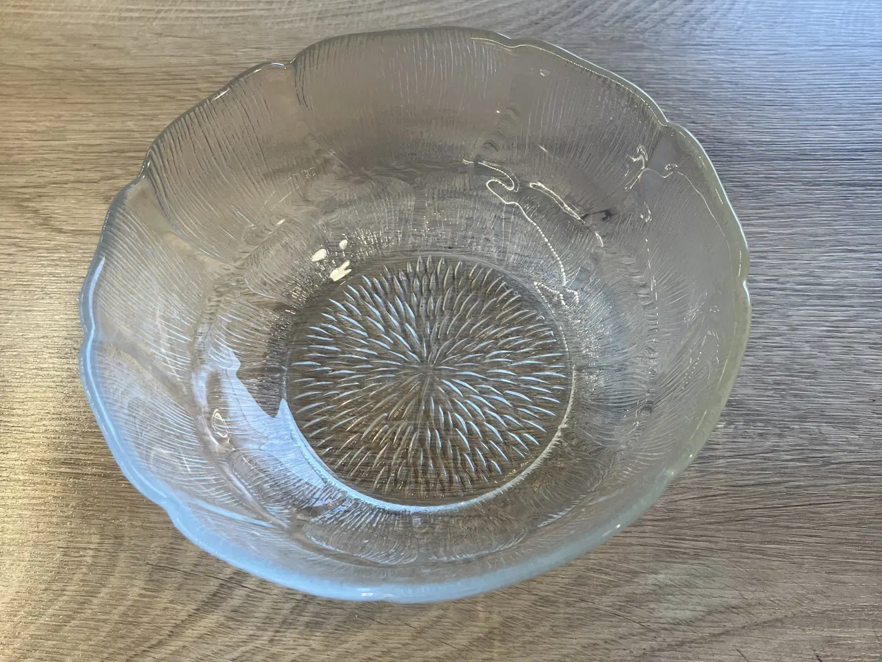 Billede 2 - Mellem glas skål med mønster