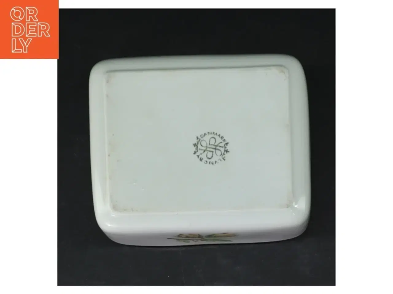 Billede 4 - Porcelænsdåse med låg fra Lyngby (str. 12x10 cm)