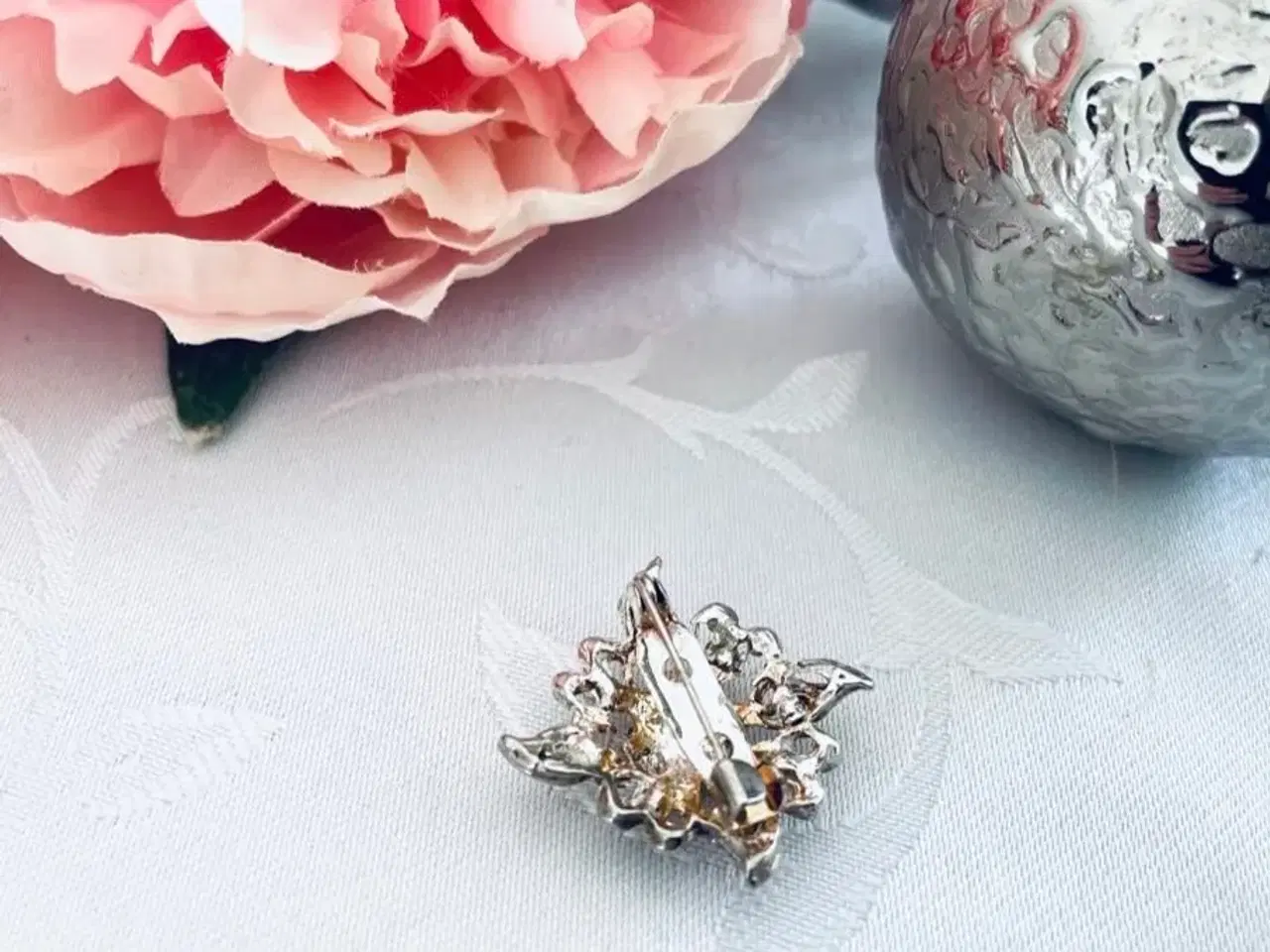 Billede 3 - Broche med Rhinsten evt. til et hobby projekt 