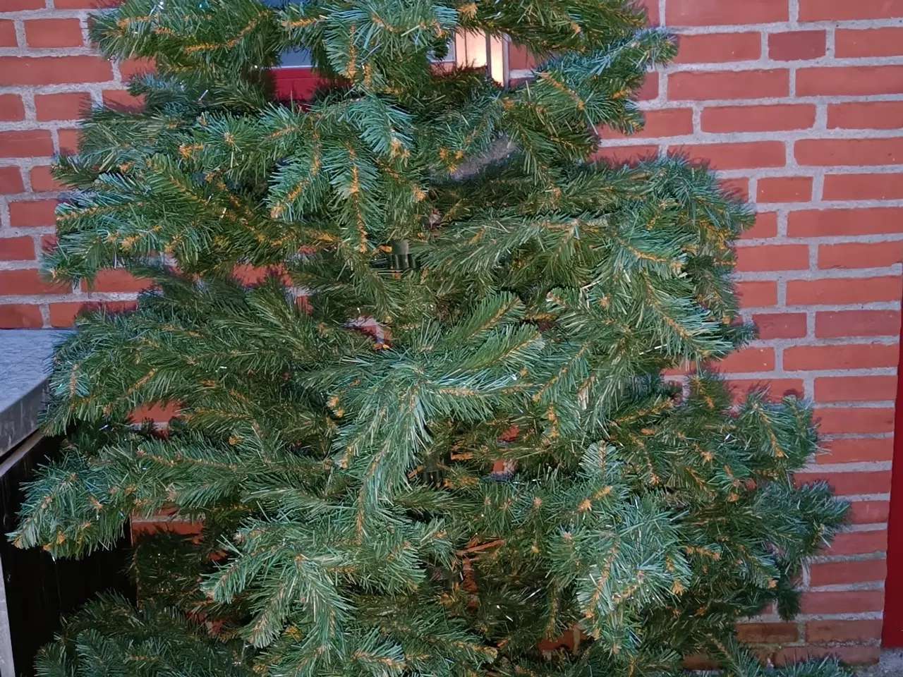 Billede 2 - Juletræ plast