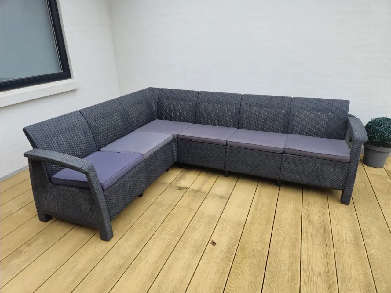 Billede 1 - Stor havesofa med hynder