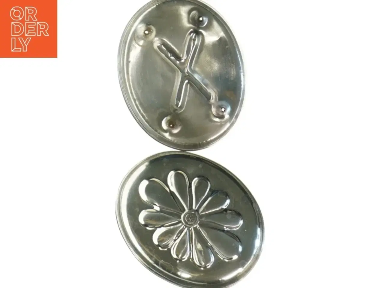 Billede 3 - Sølvfarvet Vintage oval blomsterpræget Metal æske (str. 11x9 cm)