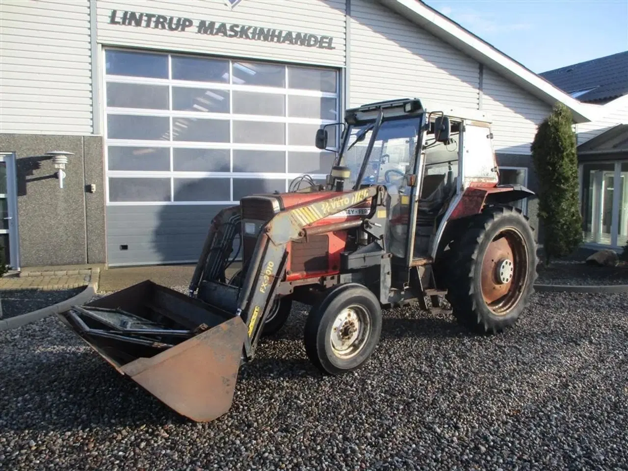 Billede 2 - Massey Ferguson 375 HiLine med frontlæsser