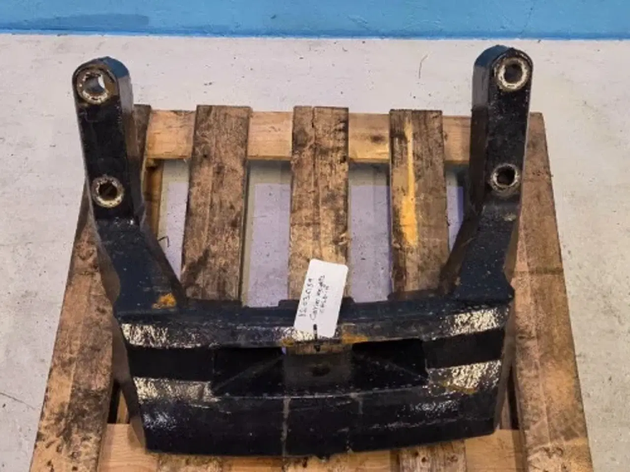 Billede 9 - New Holland T6.150 Vægtholder 82036159