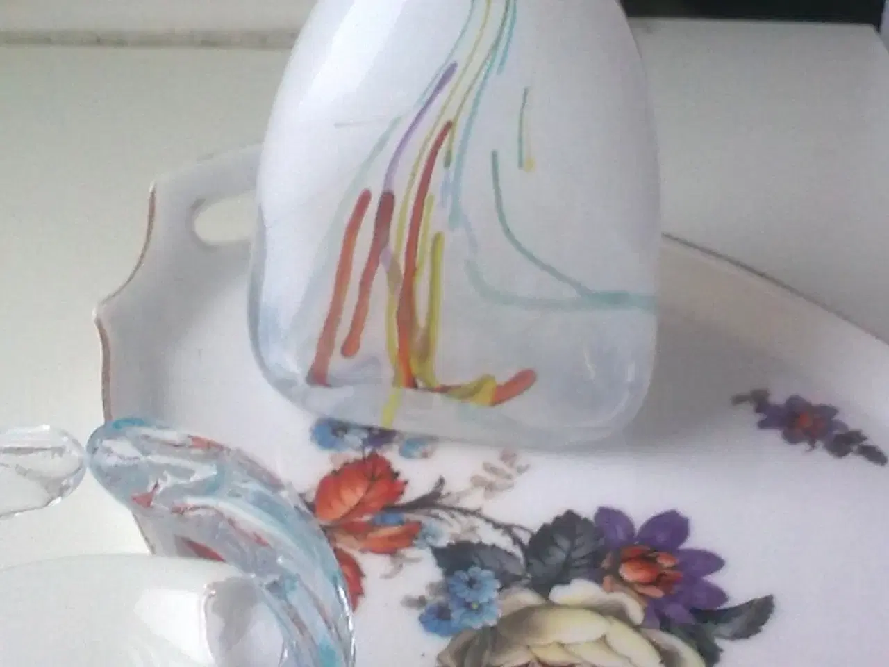 Billede 1 - Cool kombi colour DIY idé m gl. porcelæn bakke