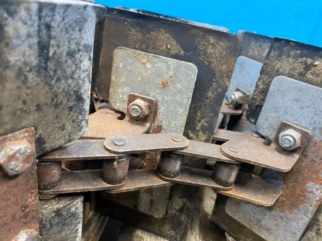 Billede 5 - Fendt 6330 fyldeelevatorkæde 28585023