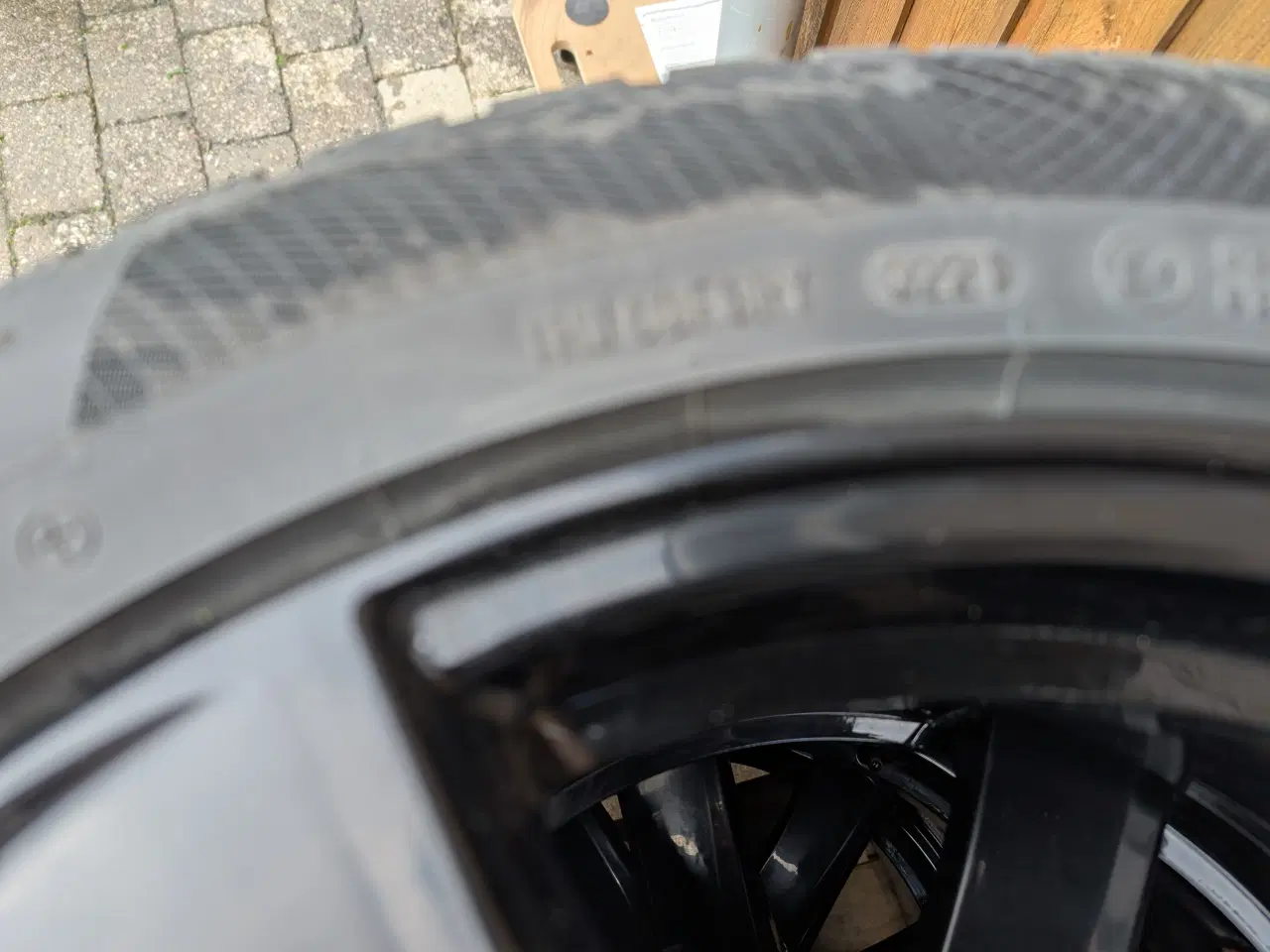 Billede 14 - Vinterhjul 18" alufælge