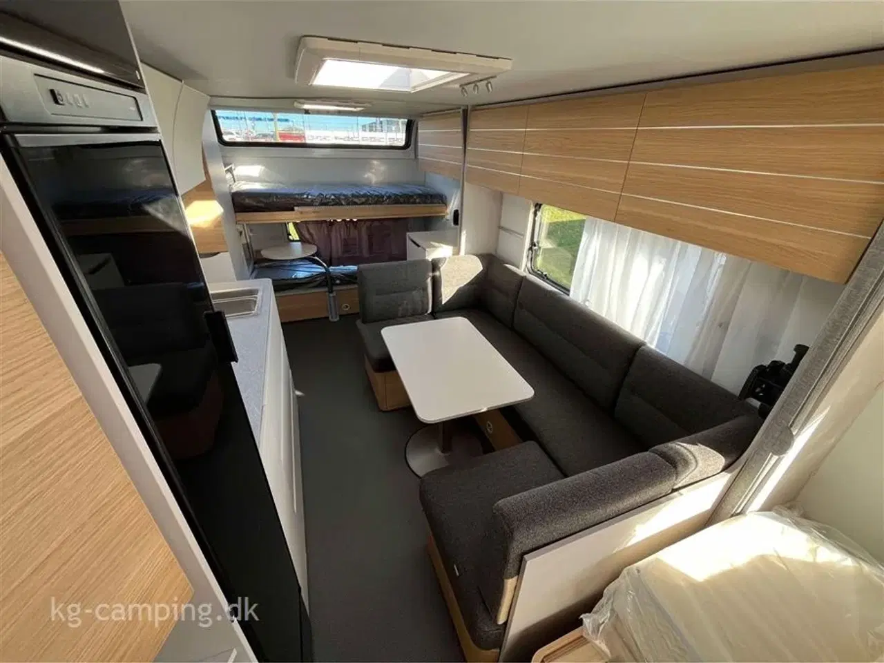 Billede 7 - 2025 - Adria Adora 613 PK Teen Adria Adora 613 PK Teen – 2025 | Perfekt til familien!