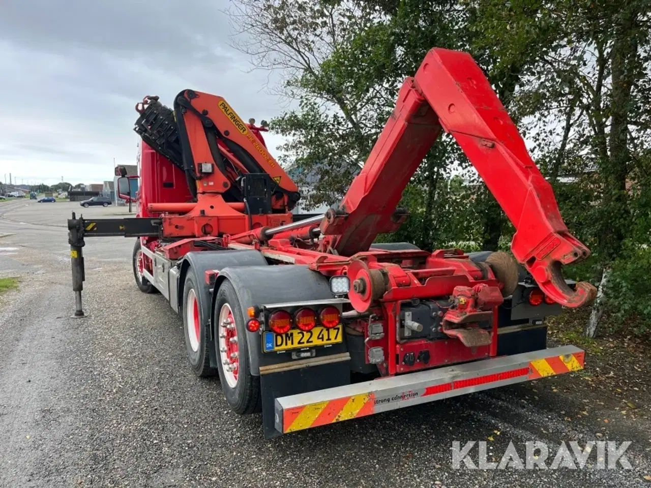 Billede 5 - Lastbil Scania P400 6x2 med kran og kroghejs