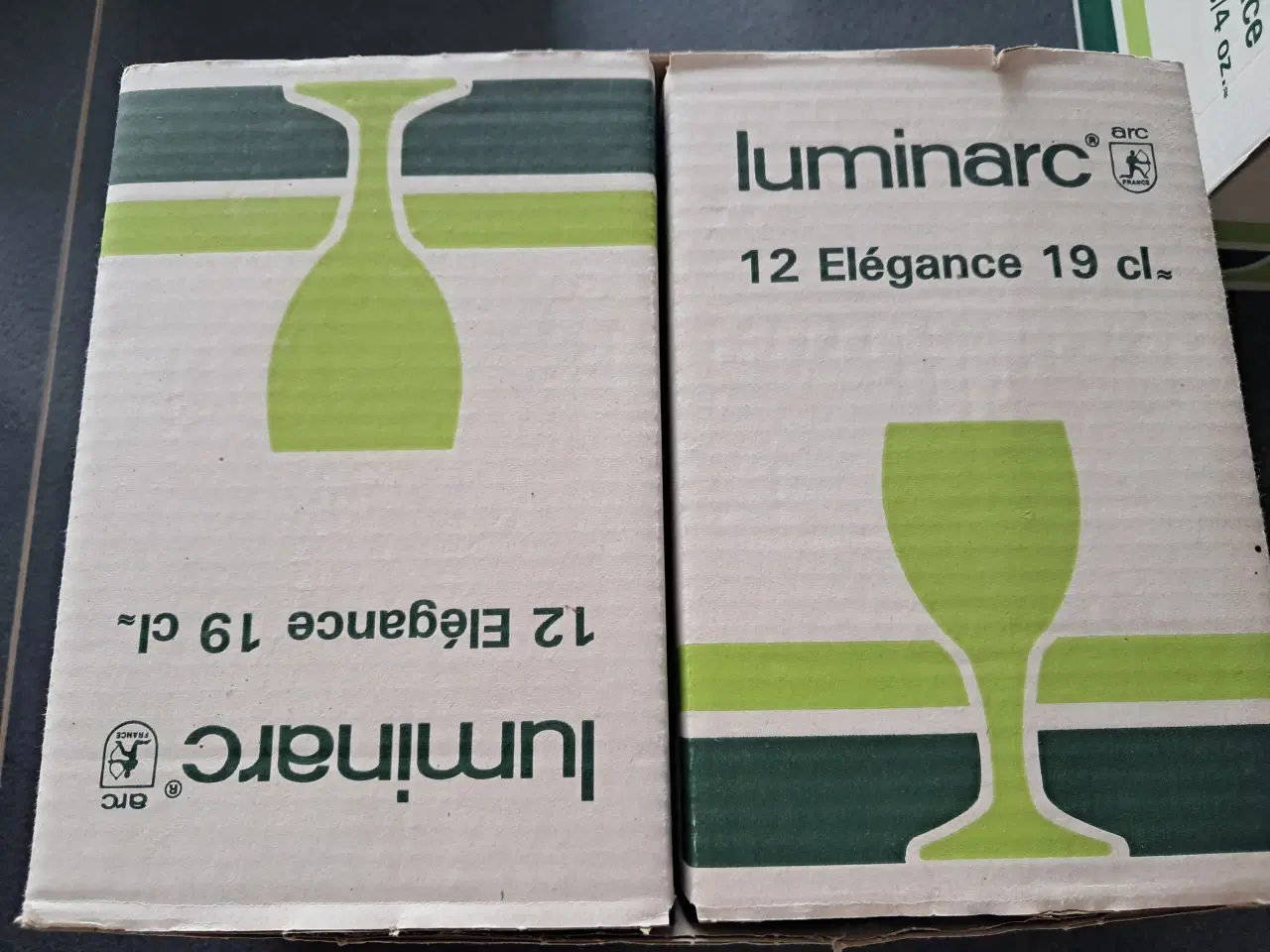 Billede 4 - Luminarc 12 stk hvid- og 12 stk⁹ rødvinsglas