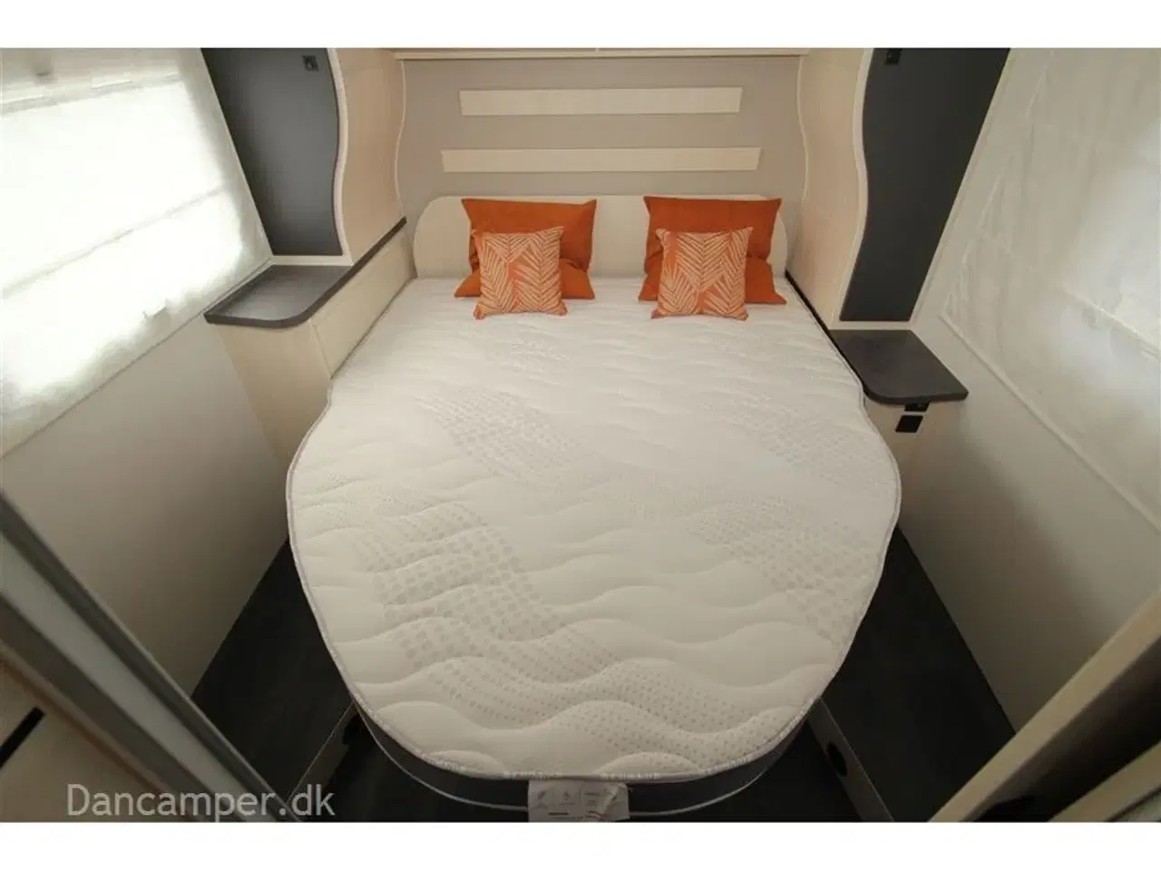 Billede 9 - 2025 - Chausson 788 Titanium ULTIMATE   Fabriksny Chausson 788 Titanium Ultimate, med queens bed og meget udstyr