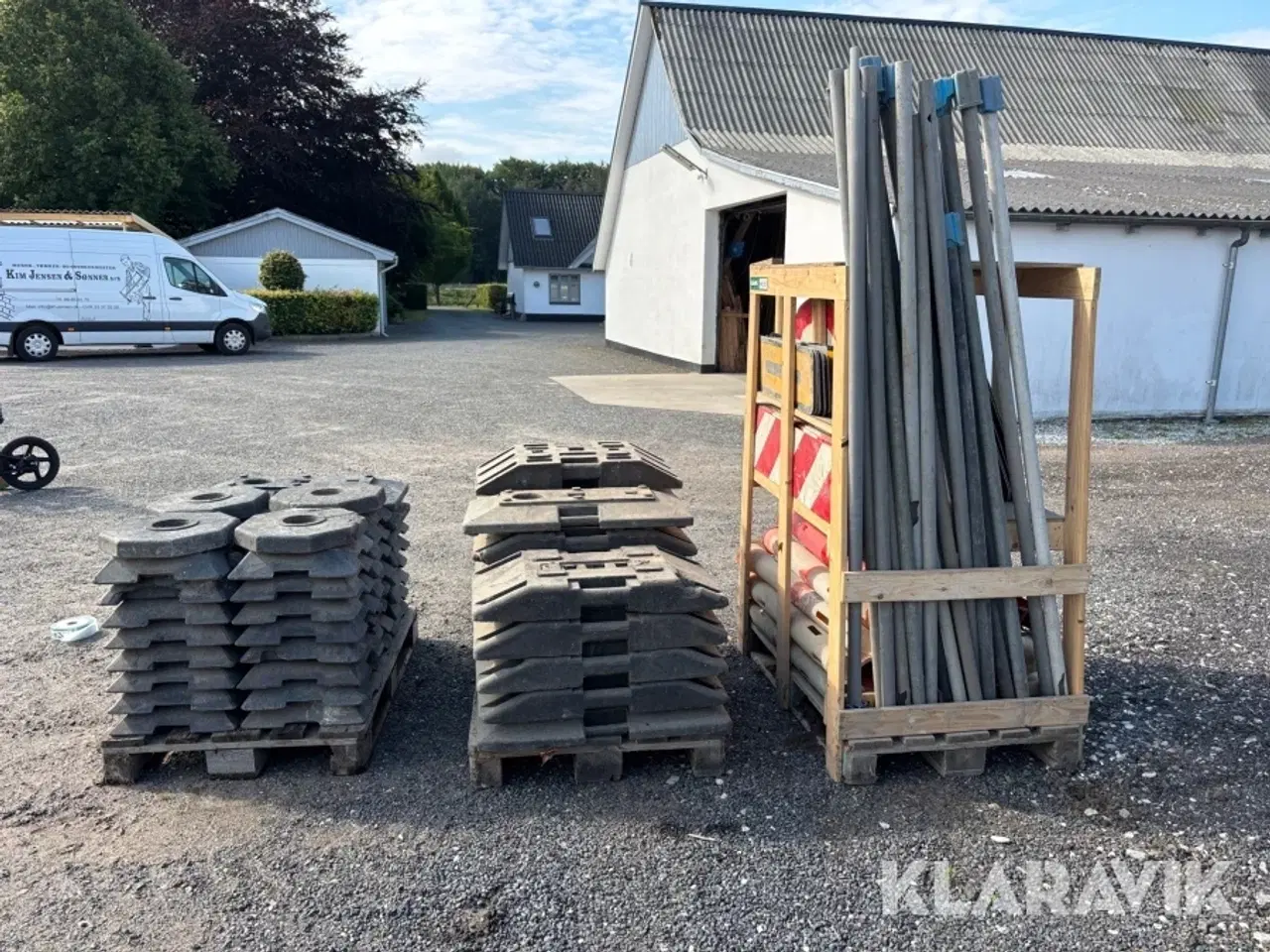 Billede 4 - Skilte, kejler og fødder