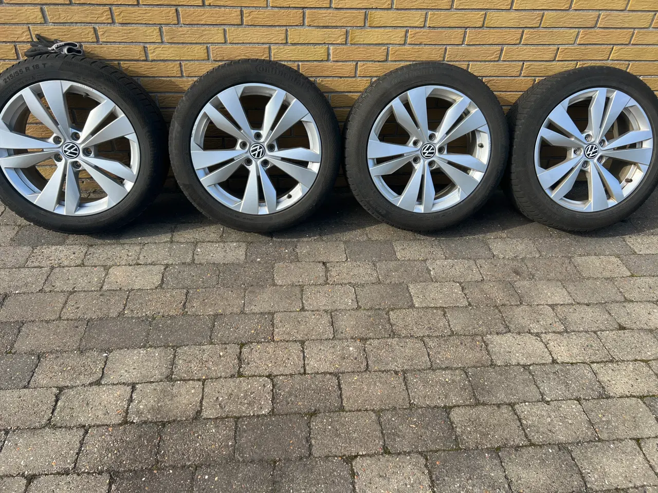 Billede 3 - 18" org. Vw ID.3 Vinterhjul