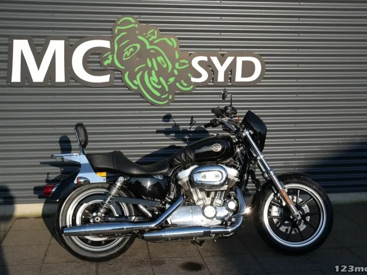 Billede 1 - Harley-Davidson XL883L MC-SYD       BYTTER GERNE