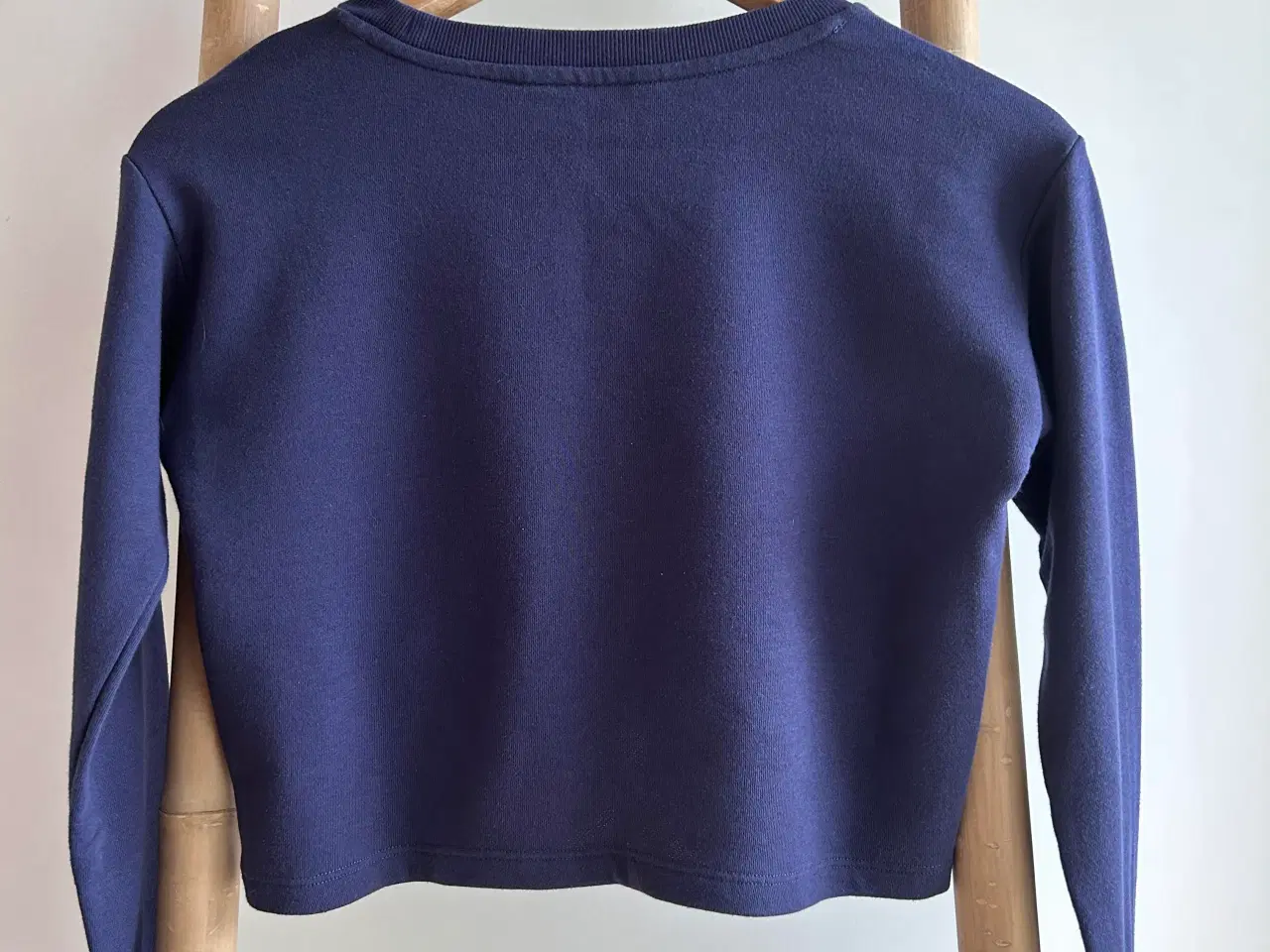 Billede 3 - H&M sweatshirt med tryk, str. 134-140