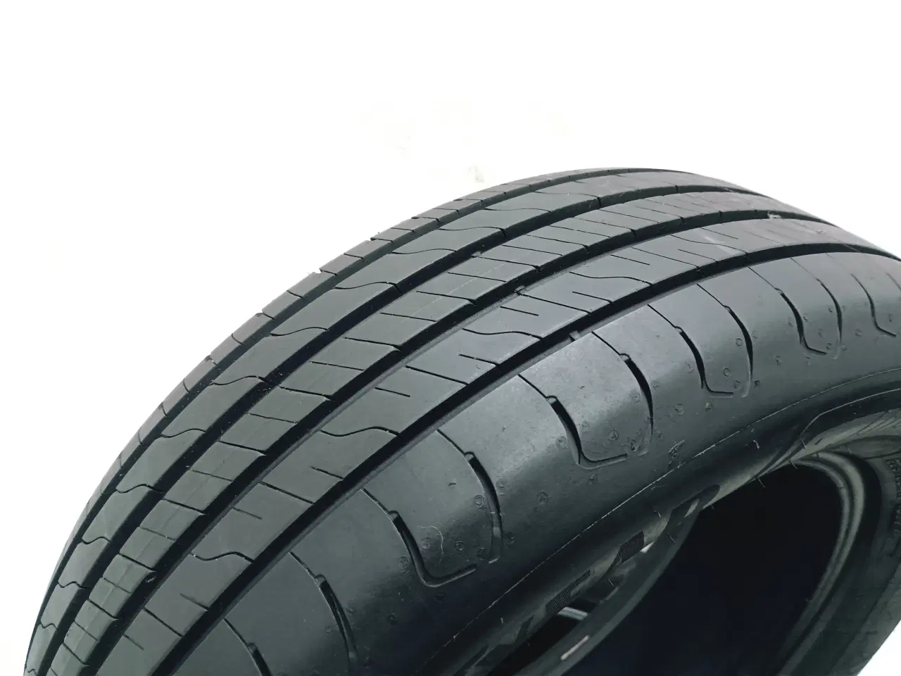 Billede 2 - sommerdæk - 225/60R17 99V (4stk) Goodyear