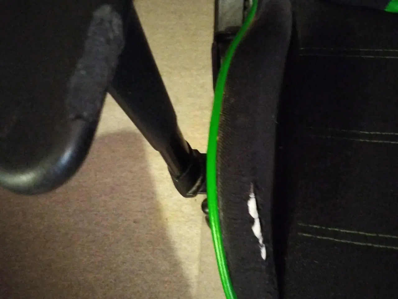 Billede 2 - Gamerstol - høj