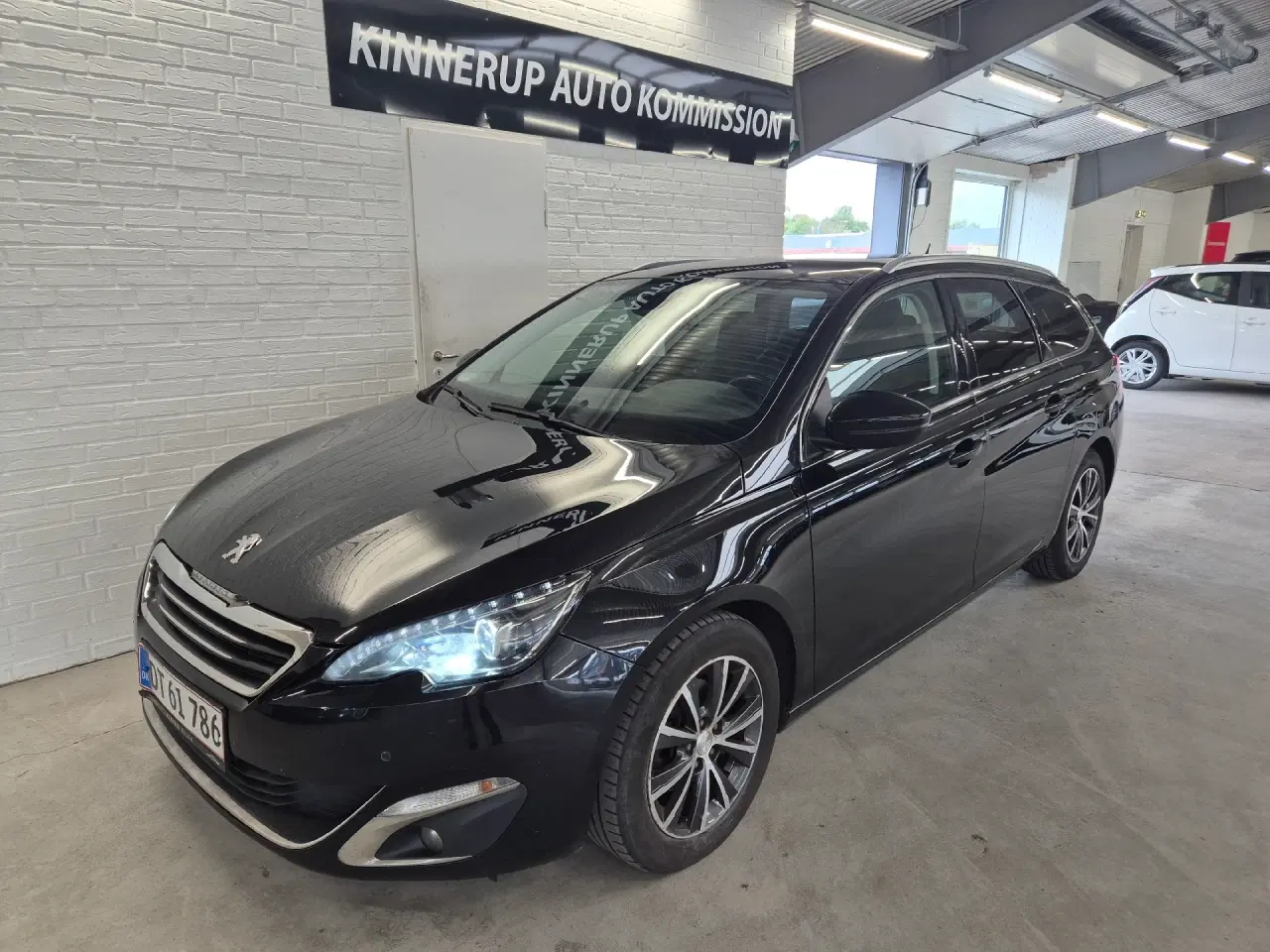 Billede 2 - Peugeot 308 SW 1,6 BlueHDi Envy 120HK Stc