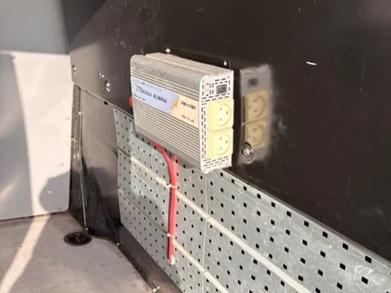 Billede 7 - VW Transporter 2,5 TDi 130 Kassevogn Tiptr.Nysynet