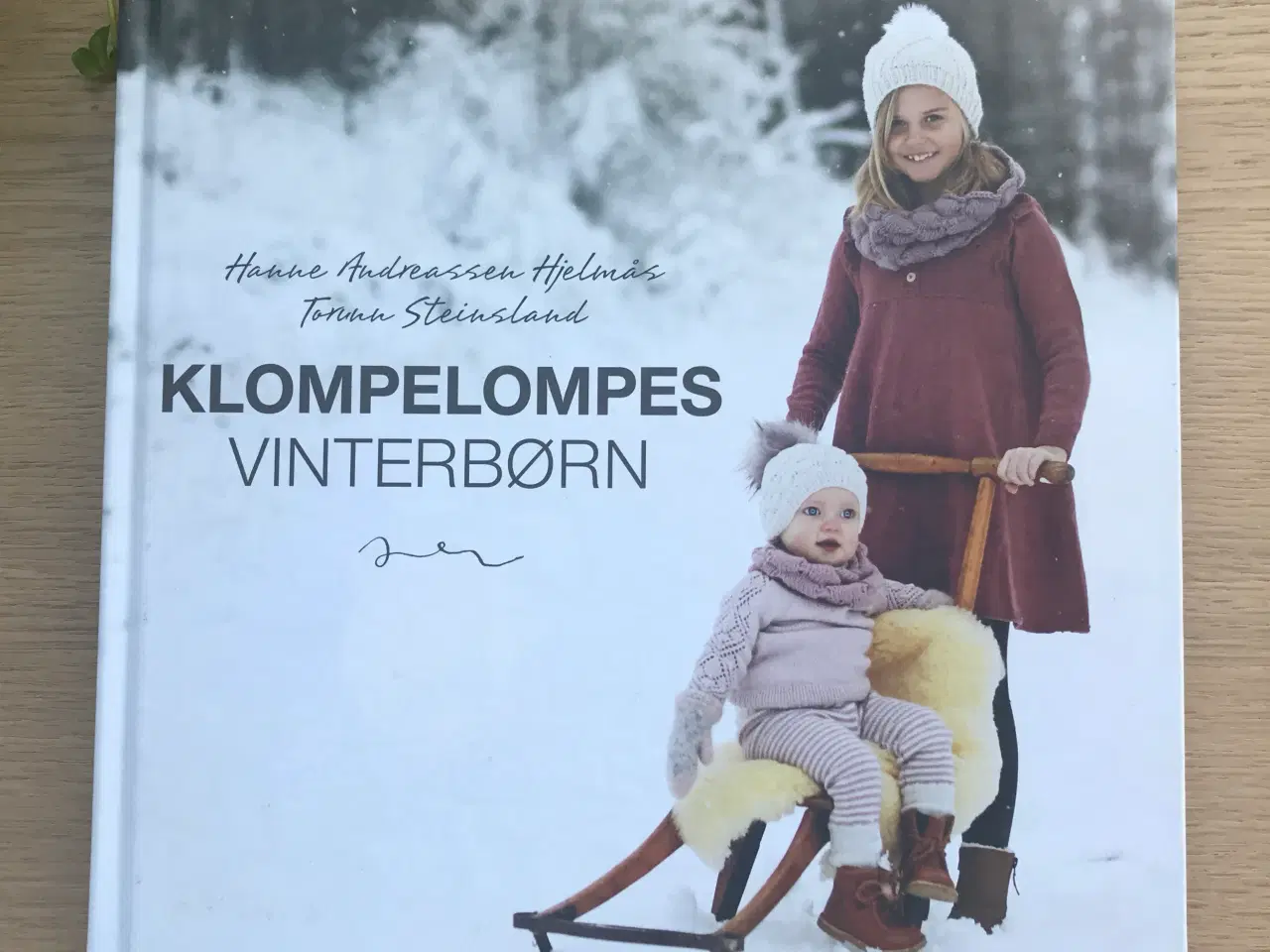 Billede 2 - KLOMPELOMPES Vinterbørn -Lunt og blødt vinterstrik