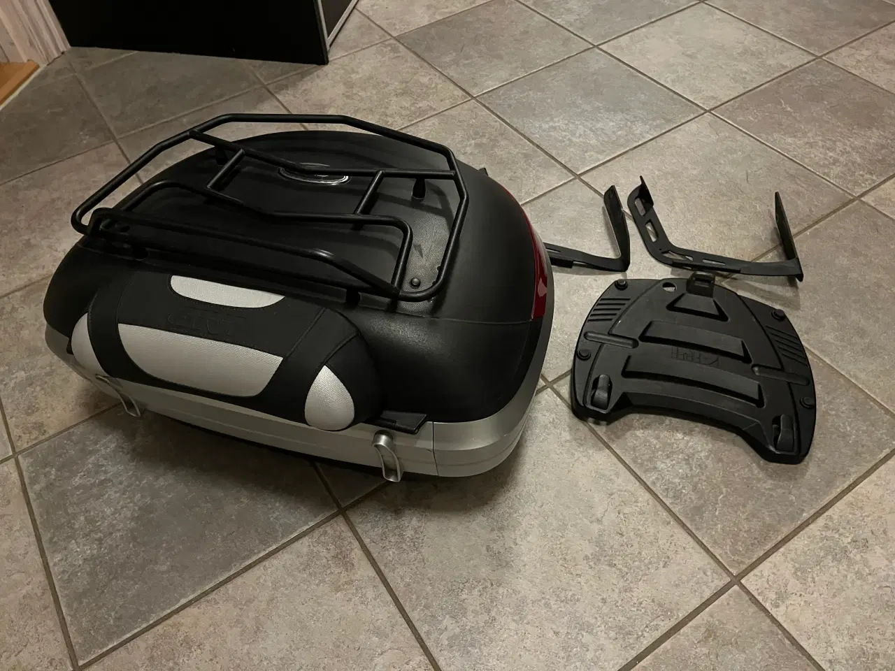 Billede 2 - GIVI MAXIA TOPBOKS