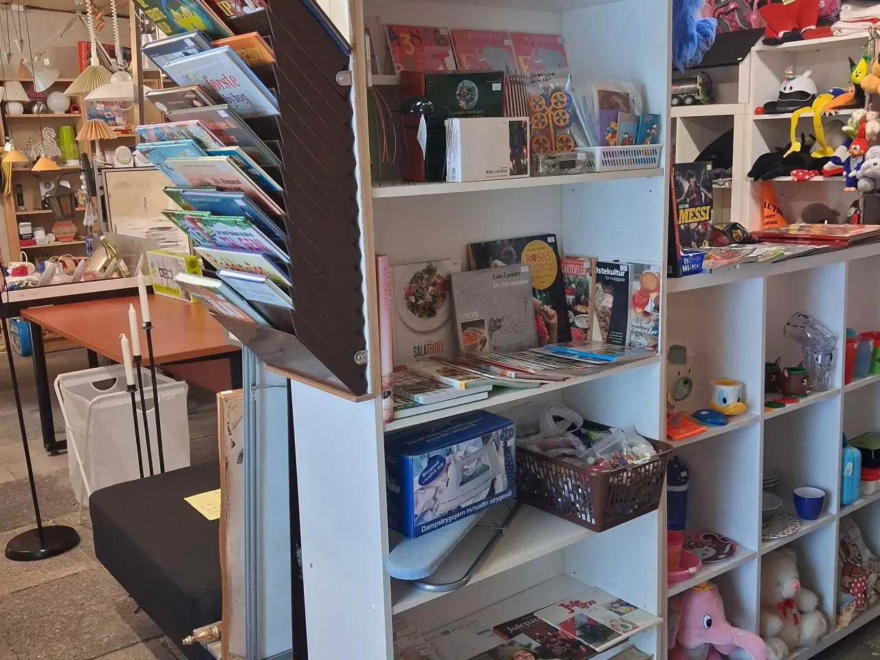 Billede 5 - STORT tøj og loppemarke