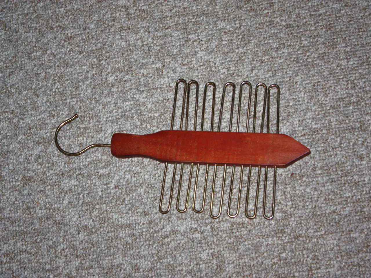 Billede 2 - Slipsebøjle måske teak