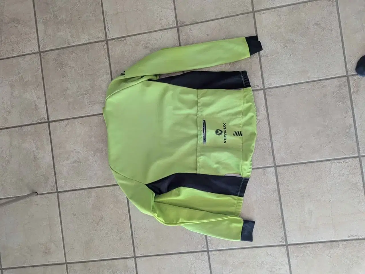 Billede 2 - Ventoux vinterjakke neogul Str. L