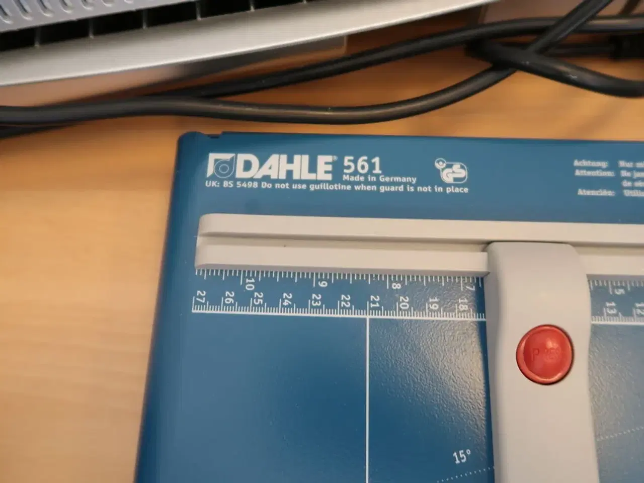 Billede 6 - Hulmaskiner, skæremaskine DAHLE 561, hæftemaskine RAPID 5050electronic