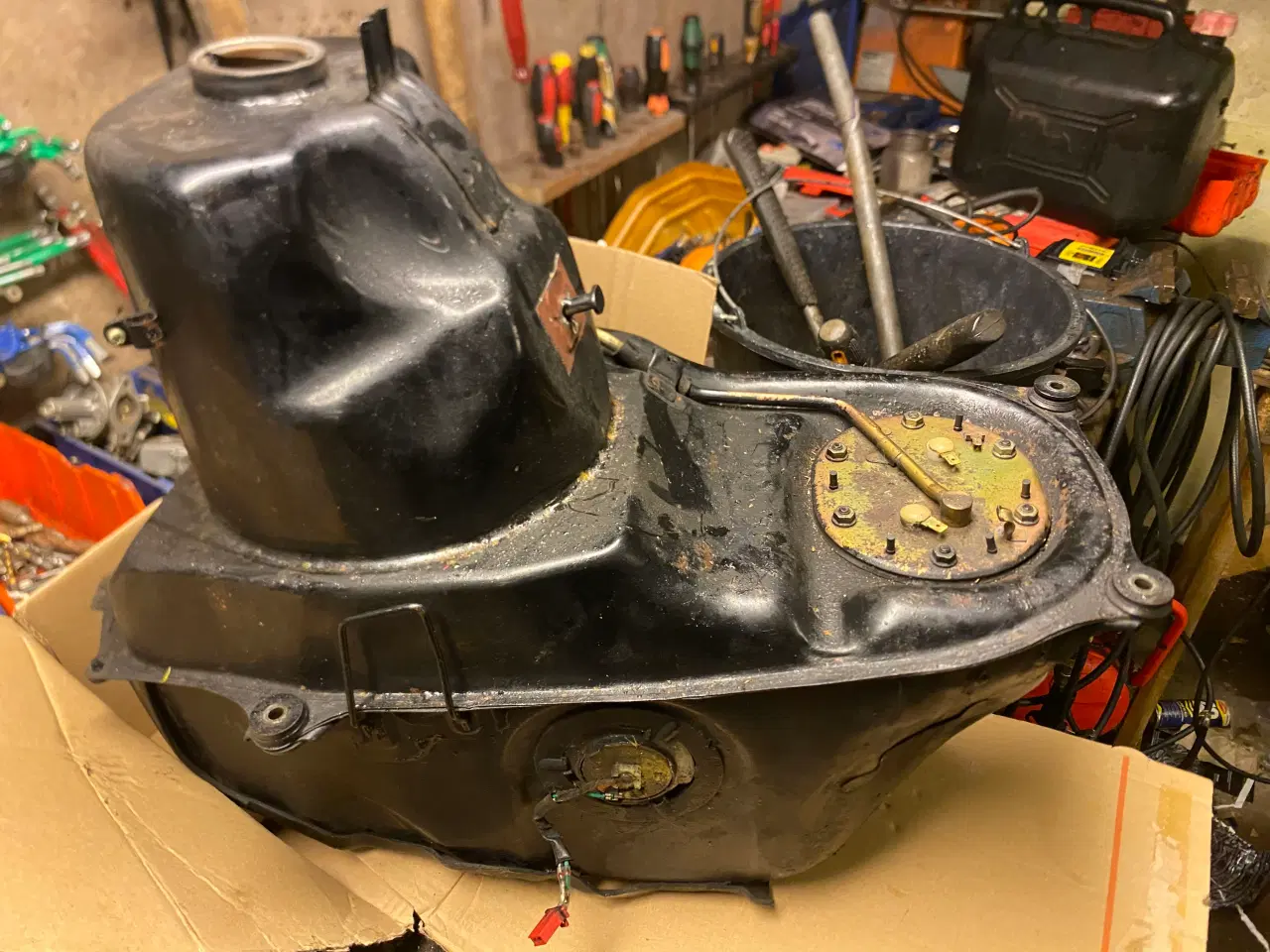 Billede 1 - Honda ST 1100 benzintank