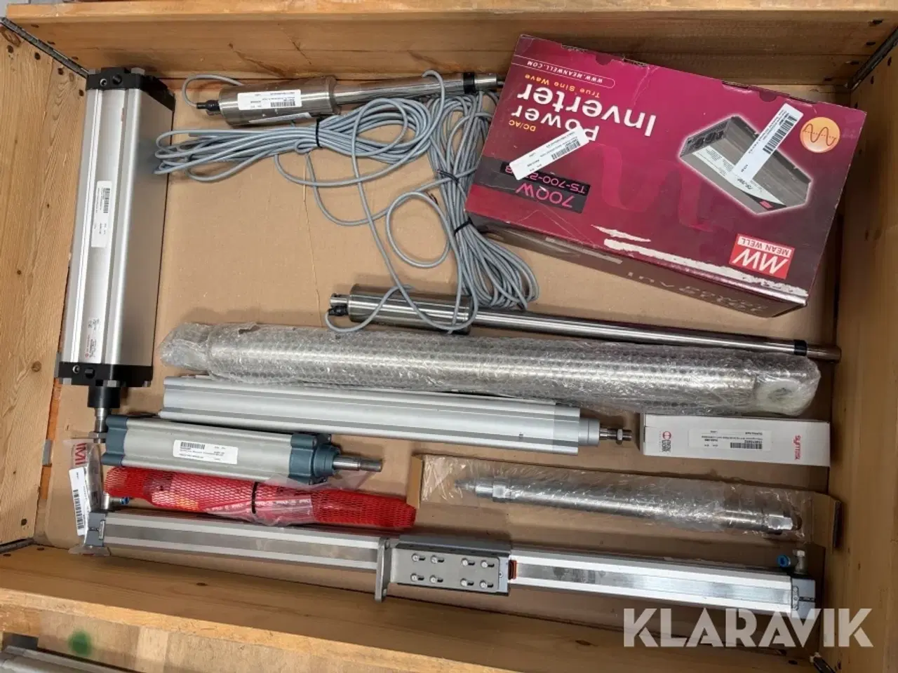 Billede 1 - Lot - aktuator, cylindre og power inverter - 1 palle