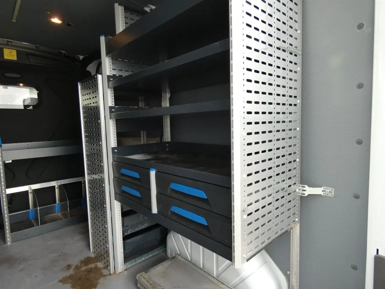 Billede 15 - Ford Transit 350 L2H2 2,0 TDCi Trend VÆRKSTEDSBIL 130HK Van Man.
