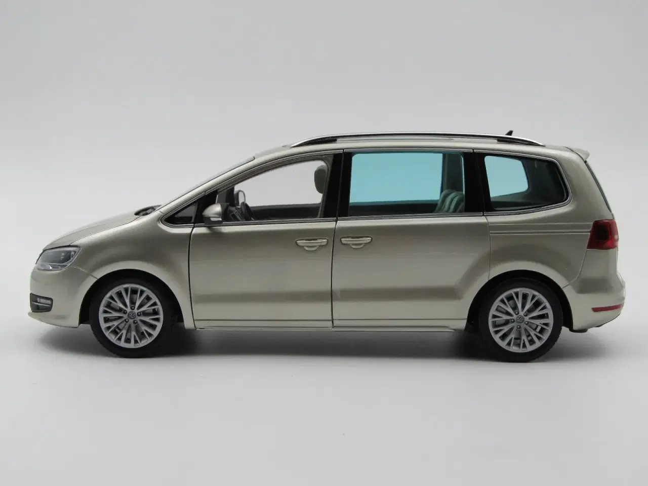 Billede 3 - 2010 VW Sharan TDI 1:18 