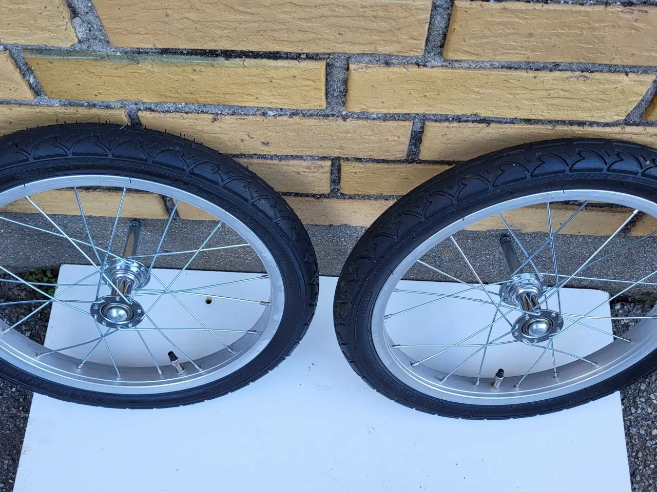 Billede 2 - Hjulsæt til cykelanhænger