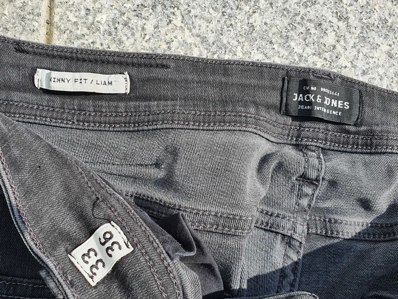 Billede 5 - Jeans. Mørkegrå. Jack and Jones.