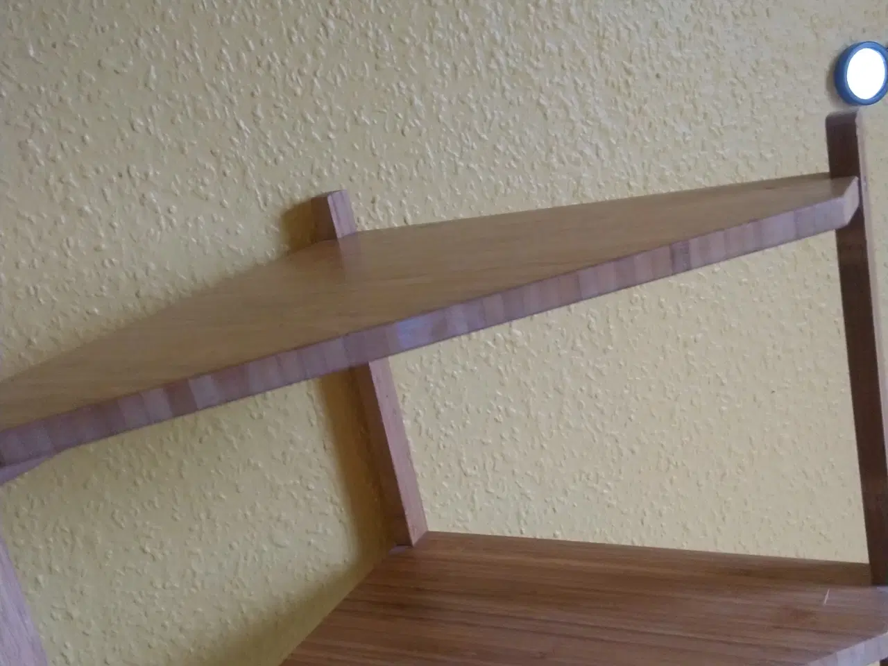 Billede 2 - IKEA Hjørnehylde, bambus