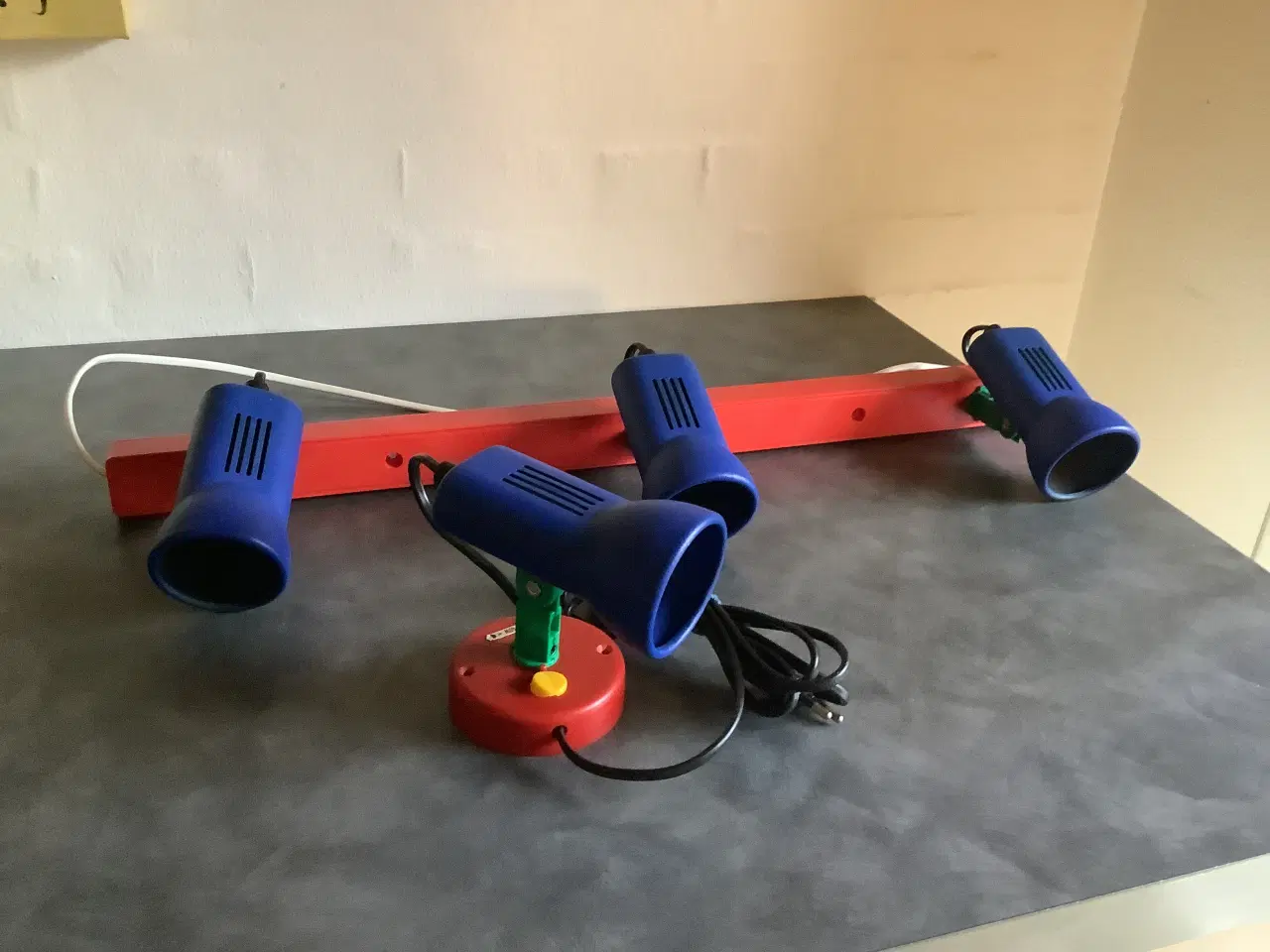 Billede 1 - Loftlampe og læselampe velegnet til børneværelse