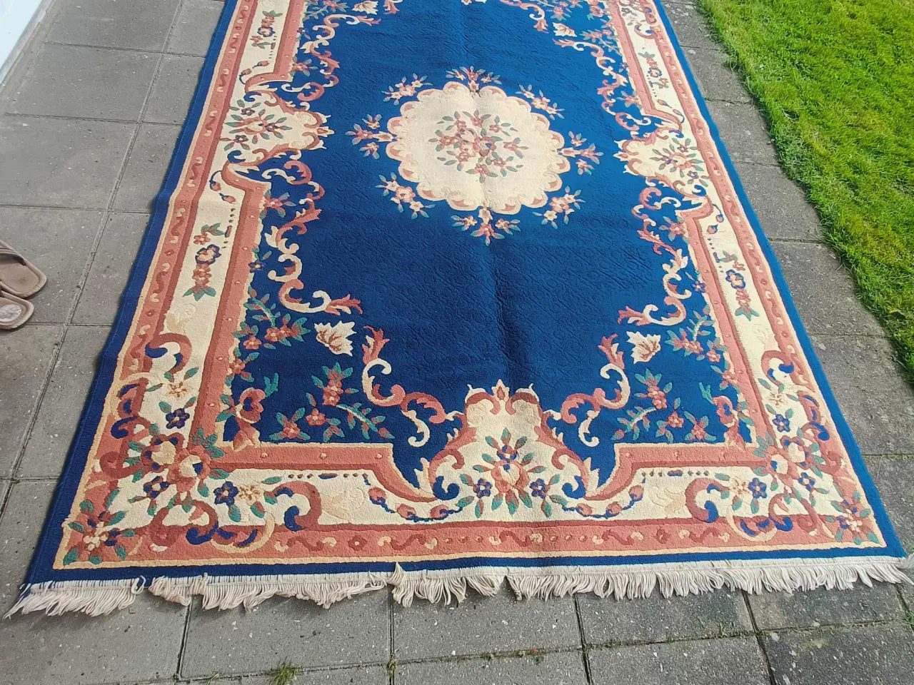 Billede 1 - ❌Rigtig fin smukke gulvtæppe❌