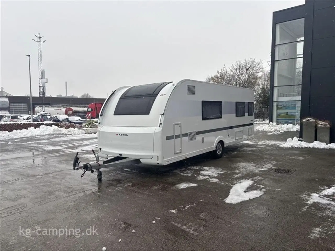 Billede 2 - 2021 - Adria Adora 613 HT Alde   Flot Adria Adora 613 HT – udstyret med Alde, Cirrus 300 telt, Mover, Aircon og ATC