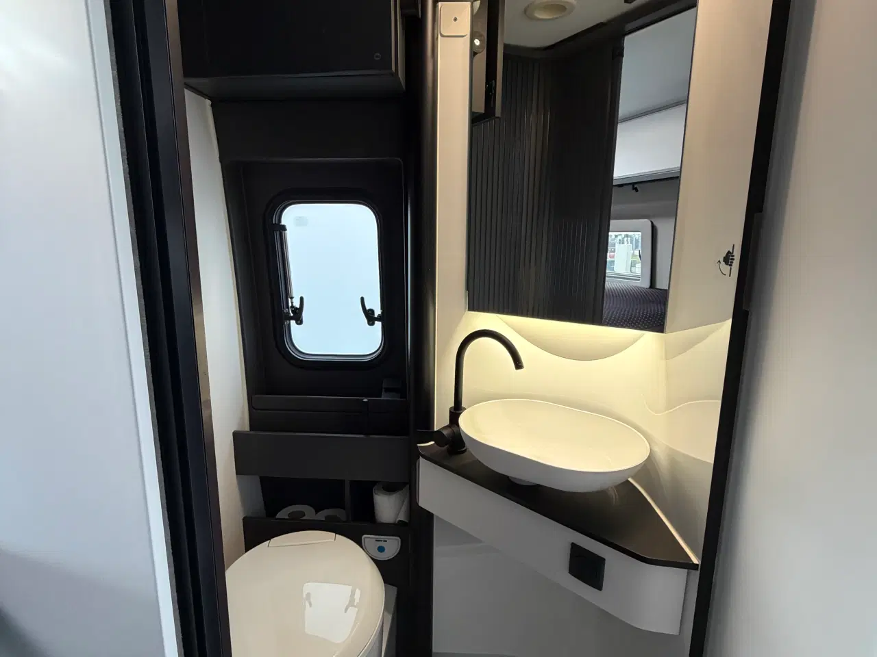 Billede 14 - Adria Twin Supreme 640 SGX Facelift