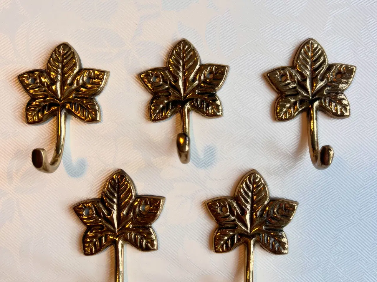 Billede 1 - Smukke gamle messing knager 