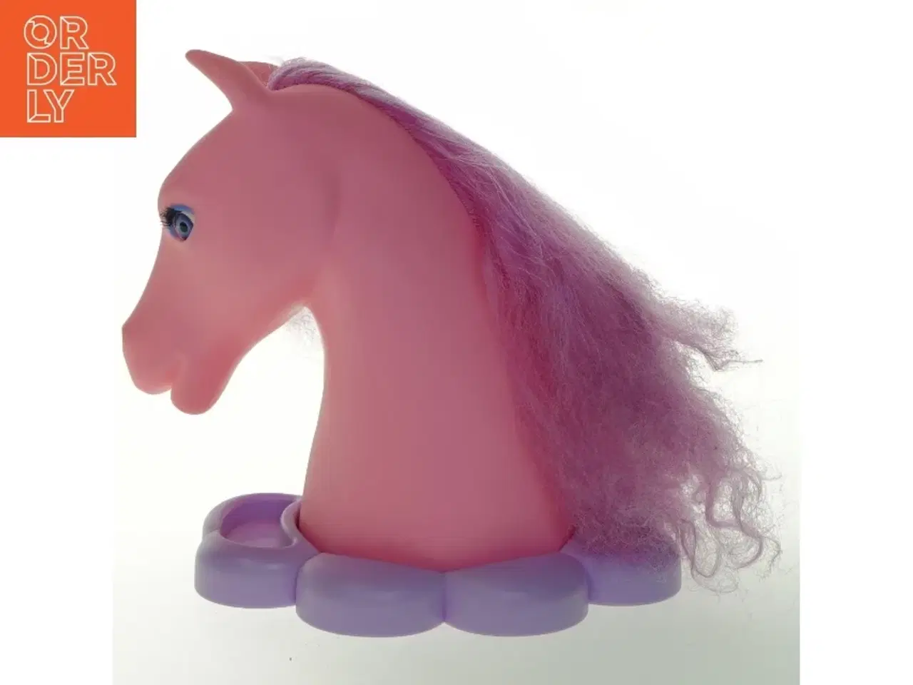 Billede 1 - Plastik hestehoved med hår (str. 24x22 cm)