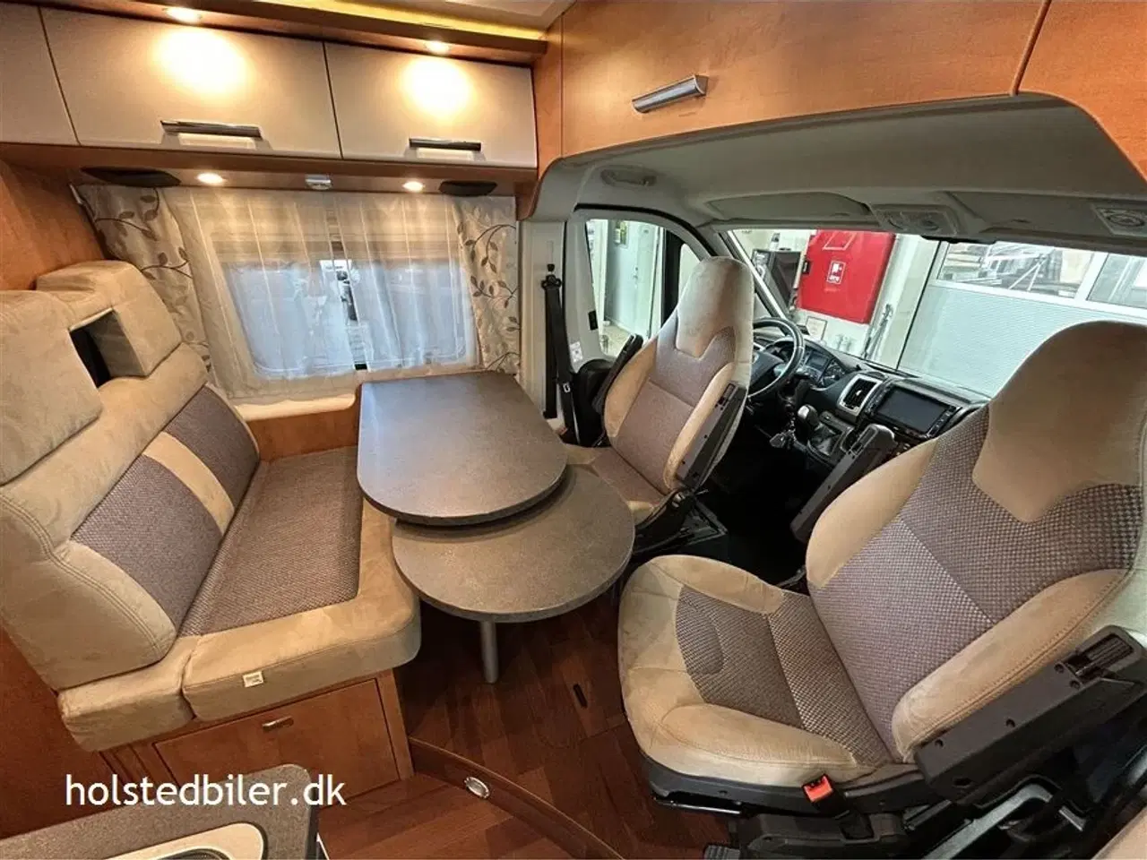 Billede 9 - 2019 - Carthago malibu 600 DB   Automatgear, km 31000, dieselfyr med indb. el-patron m.m.